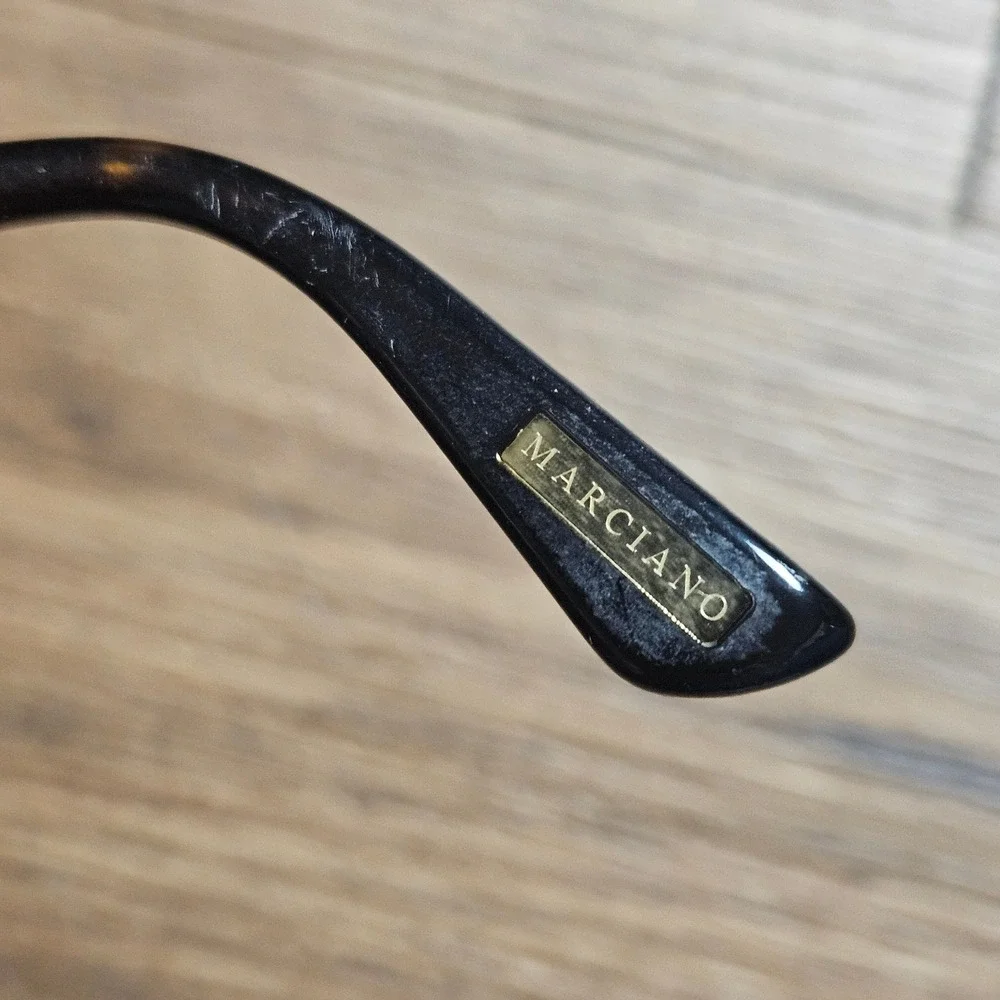 Guess 54 eyeglasses